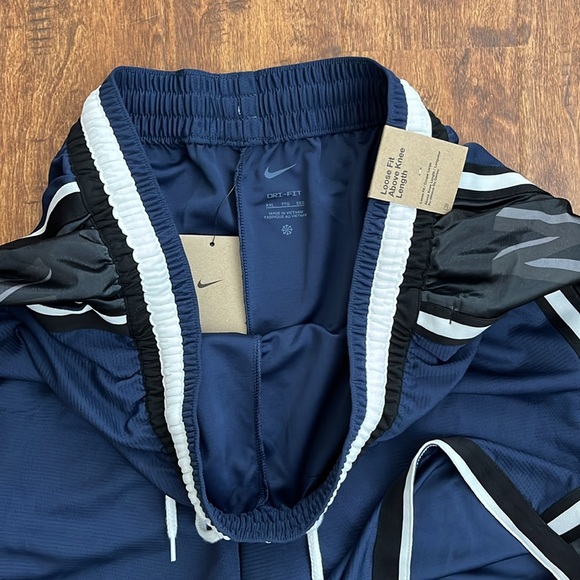 Nike Multi Sport Shorts Size XXL - Picture 11 of 17